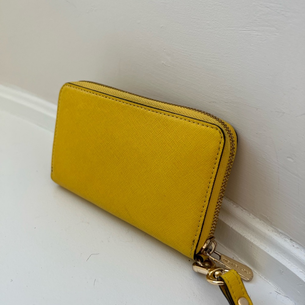 Micheal kors wallet